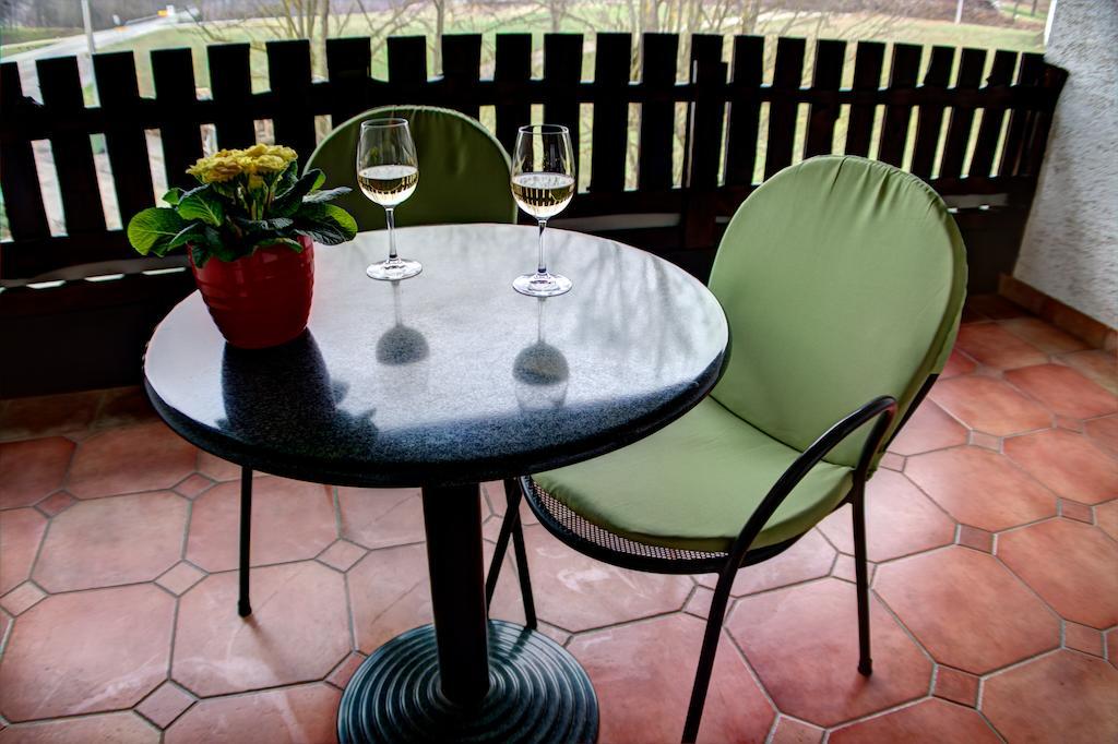 سلوني Restaurant Rooms Pino الغرفة الصورة
